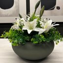 Ver imagem 2 de Arranjo Grande Centro Mesa Lírio Branco Artificial Vaso Verde Musgo Decore Fácil Shop