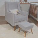 Ver imagem 1 de Poltrona Amamentação Aquila Pé Palito com Puff em Madeira Veludo Cinza Claro