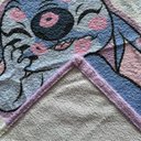 Ver imagem 3 de Toalha de Banho Infantil Stitch Tropical Love Lepper Felpuda de Algodão Disney 60x120 cm Piscina