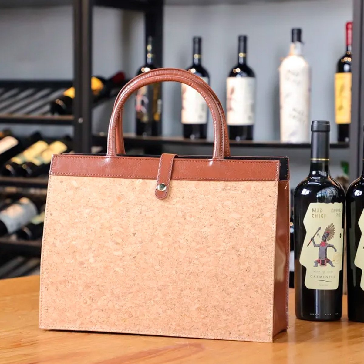 Bolsa Porta Vinho Maleta Transporte Duas Garrafas Vinho Couro Pu Cortiça Vitino Maleta em Cortiça Po - 5