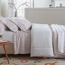 Ver imagem 1 de Kit Colcha / Cobre Leito Infantil para Menina Vida Bela - Kacyumara Lunna