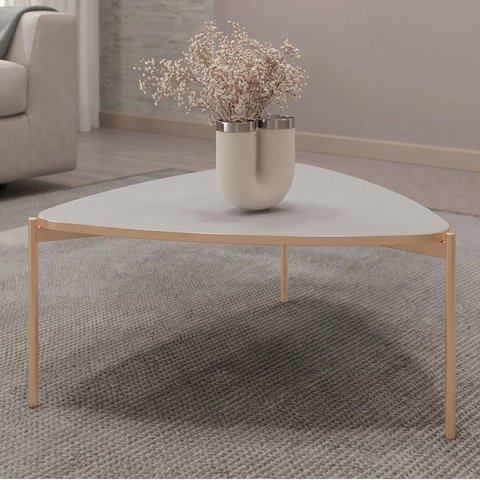 Mesa de Centro Triangular Pés Metálico Dourada Lina Bali