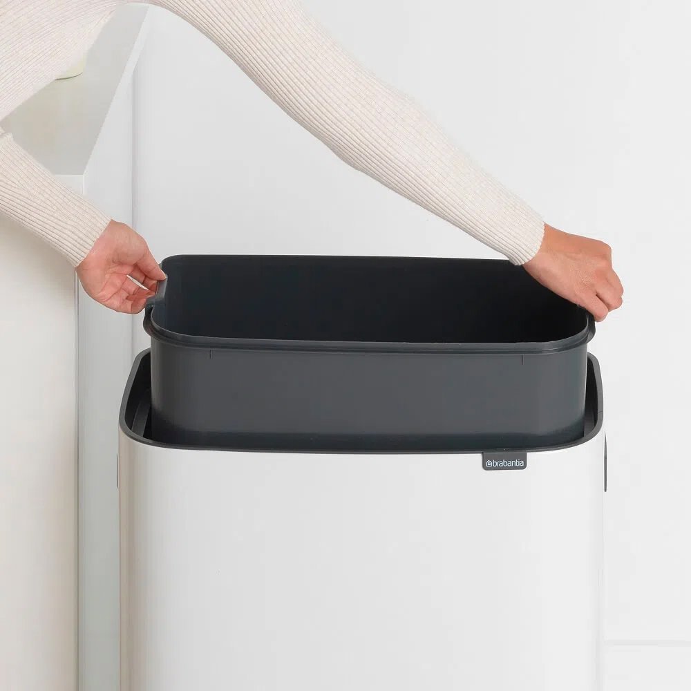 Lixeira Bo Touch Bin em Aço 60 Litros Brabantia Branca - 4