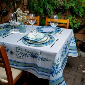Toalha de Mesa Retangular Floral 8 Lugares 140x270cm