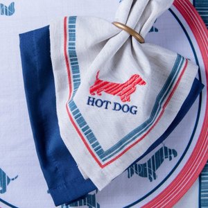 Kit 2 Guardanapos em Linho Bordado Hot Dog 40x40 + 2 Argolas