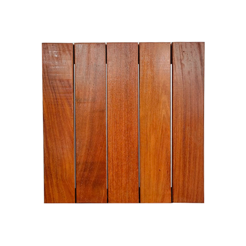 Deck Modular 50x50cm de Madeira Cumaru (01 Peça com 05 Ripas)