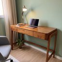 Ver imagem 1 de Mesa Escrivaninha Home Office em Pinus Maciço com Gaveta, Tampo Articulado e Passa Cabos 125,6x78cm