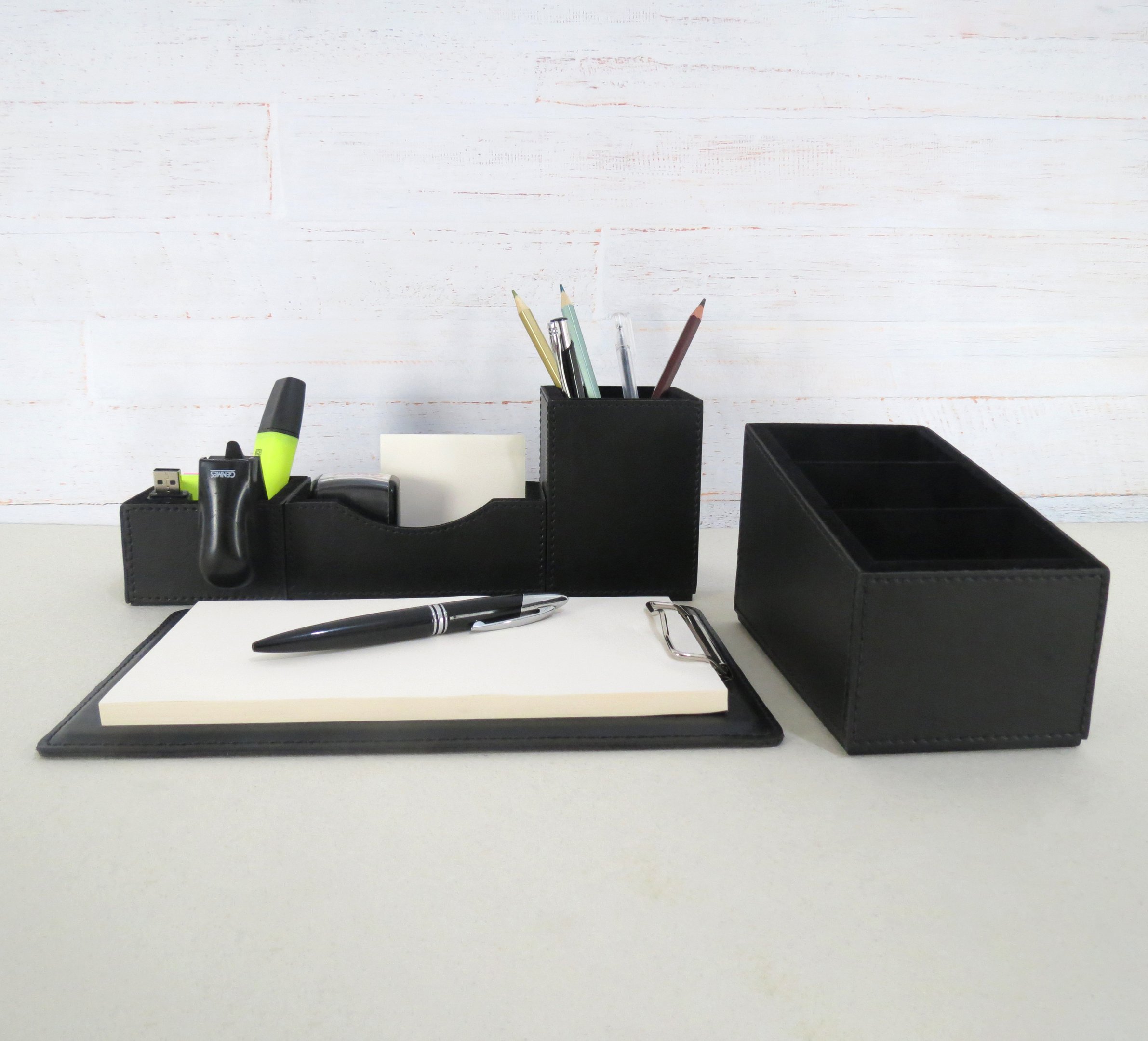 Kit Organização de Mesa em Corino Cor Preto 5 Peças