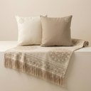 Ver imagem 3 de Kit Manta e Almofadas Decorativas para Sofá Many Bege - Nexta Casa