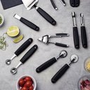 Ver imagem 3 de Carretilha de Corte Tramontina Utilitá Cortador de Massas Caseiras Tortéi Ravióli Cabo Plástico