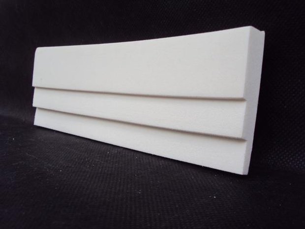 Ver imagem 1 de Roda Teto, Moldura De Teto, Sanca Teto De Eva Adesivo E Flexível *e3 10cmx 1,5cm 5 Metros* Branco