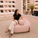 Ver mais imagens de Poltrona Organica Ilha Bouclé p/ Closet e Consultório:Rose/Liso