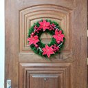 Ver imagem 3 de Guirlanda Natal Enfeite Porta Natalino Decoraçao Janela Loja Vitrine Casa Comercio Ornamentaçao Fim