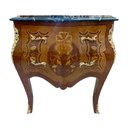 Ver imagem 1 de Cômoda Clássica 2 Gavetas com Tampo em Mármore 75x86x45 a Escolha Ideal para Ambientes Elegantes
