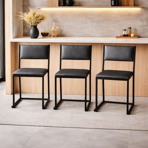 Kit 3 Cadeira Empilhável Preta Assento e Encosto Estofado Preto