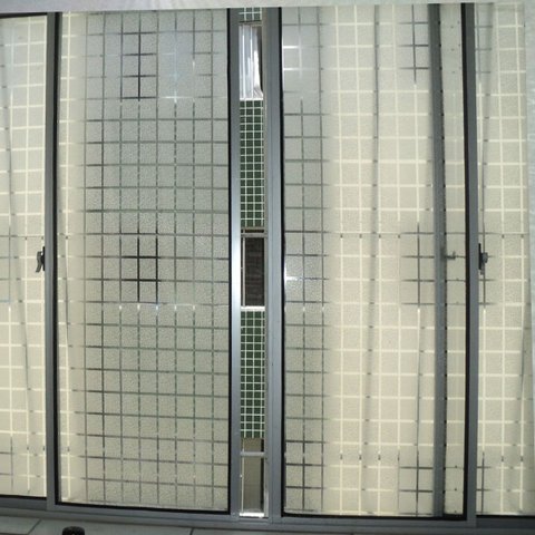 Adesivo Decorativo Jateado Quadriculado para Vidro, Box, Janela e Portas - 50x122cm