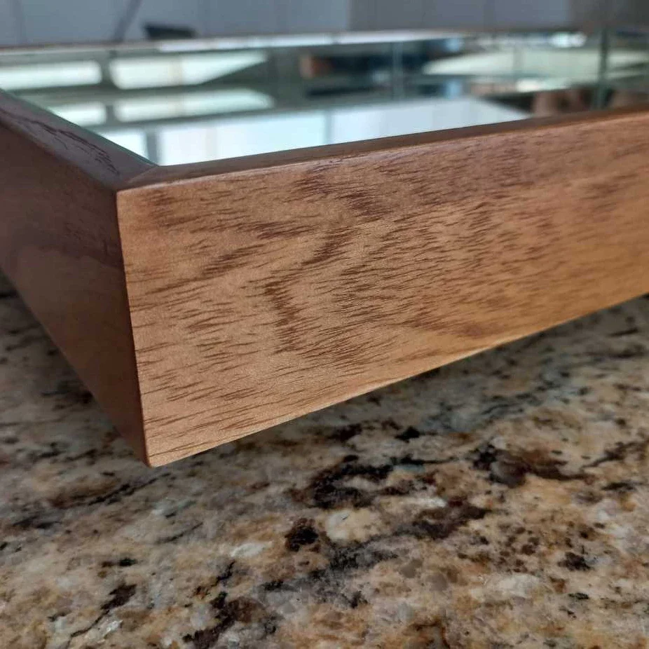 Ver imagem 2 de Bandeja Espelhada Decorativa Laqueada de Vidro para Sala Luxo:amadeirado