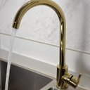 Ver imagem 2 de Torneira Misturador Monocomando Dourada de Cozinha Bancada
