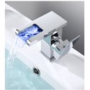 Ver imagem 1 de Torneira Pia Banheiro Monocomando Misturador Cascata Cuba Luxo Com Led 9901 Luuk Young