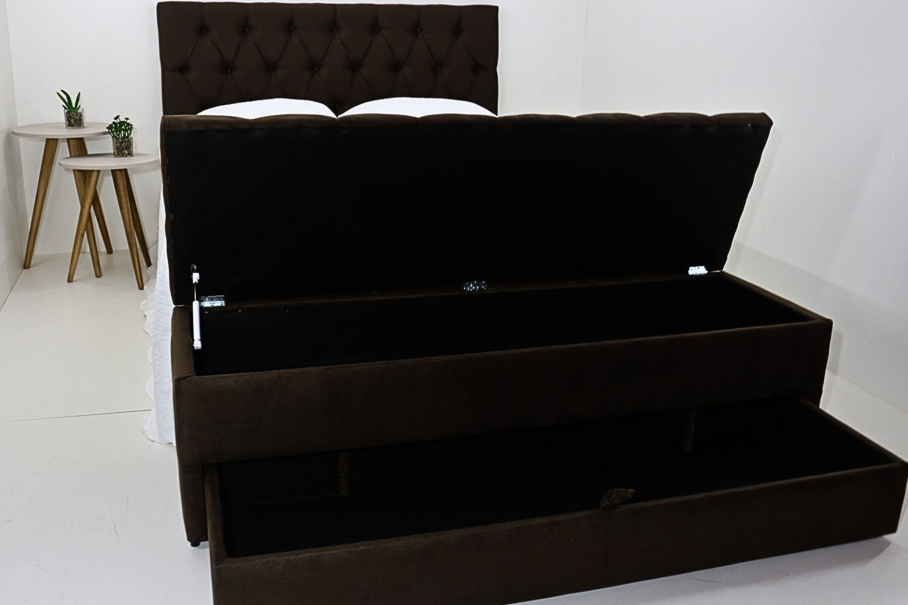 Ba Gaveta Queen E Cabeceira 1 60m X 60cm Cor Marrom Escuro ba-gaveta-queen-e-cabeceira-1-60m-x-60cm-cor-marrom-escuro