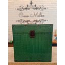 Ver imagem 1 de Caixa Quadrado Mdf Detalhe Pu Croco 24x24x24cm