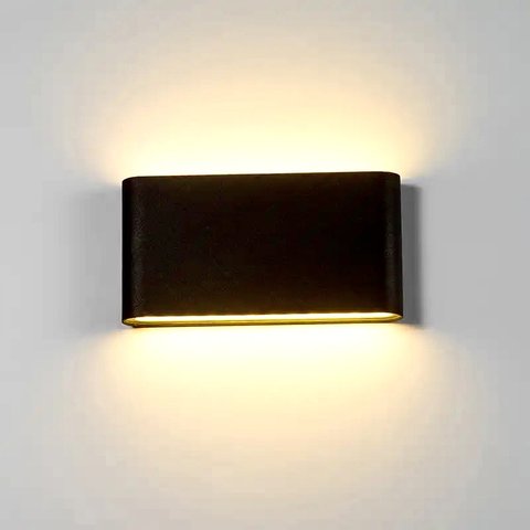 Arandela Led Cob 8w 2 Fachos Preta 3000k Ip66 Bivolt