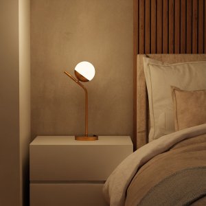 Abajur Luminária de Mesa Quarto ou Sala Inclinado Dourado com Vidro Globo Fosco 12cm com Lâmpada