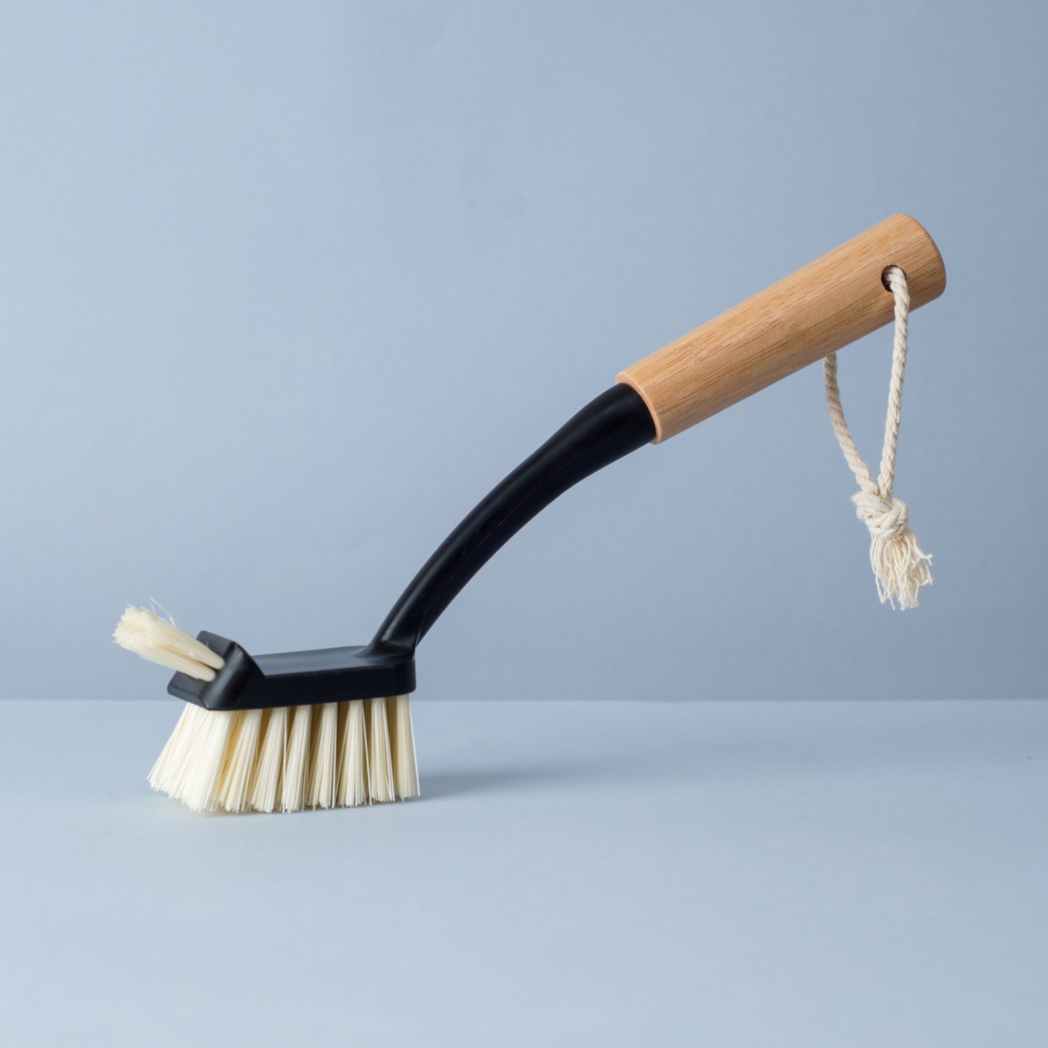 Escova de limpeza duo com cabo de bambu - Oikos - 2