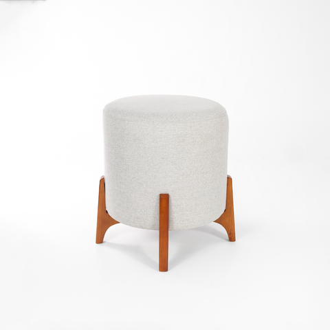 Puff Belluno Decorativo Tecido Linho Banqueta Redondo Pés de Madeira Maciça
