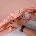 Ver imagem 2 de Jogo Cama Lençol Encanto King Estampado Percal 180 Fios C/ Ponto Palito 4 Peças - Floral - Salmão
