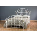 Ver imagem 1 de Cama de Ferro Amor Casal Comum Branca c/ Patina de Ouro
