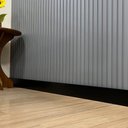 Ver imagem 2 de Rodapé Poliestireno Liso Preto 10cm x 1,5cm Br 2,40m - Estilo Revestimentos - Preto 10 cm Liso