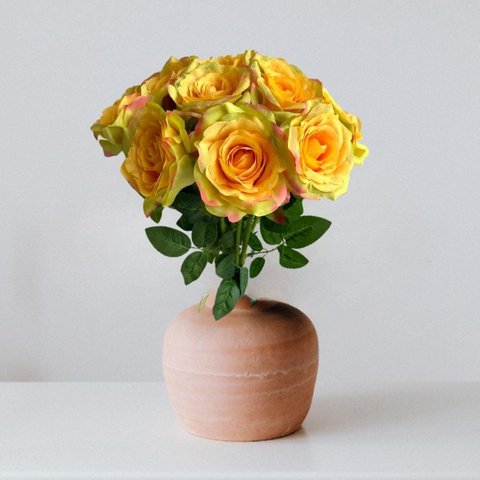 10 Rosas Artificiais Creme Decorativas Parecidas com Flores Naturais