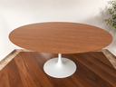 Ver imagem 2 de Mesa de Jantar Saarinen Oval 120x80cm - Freijó