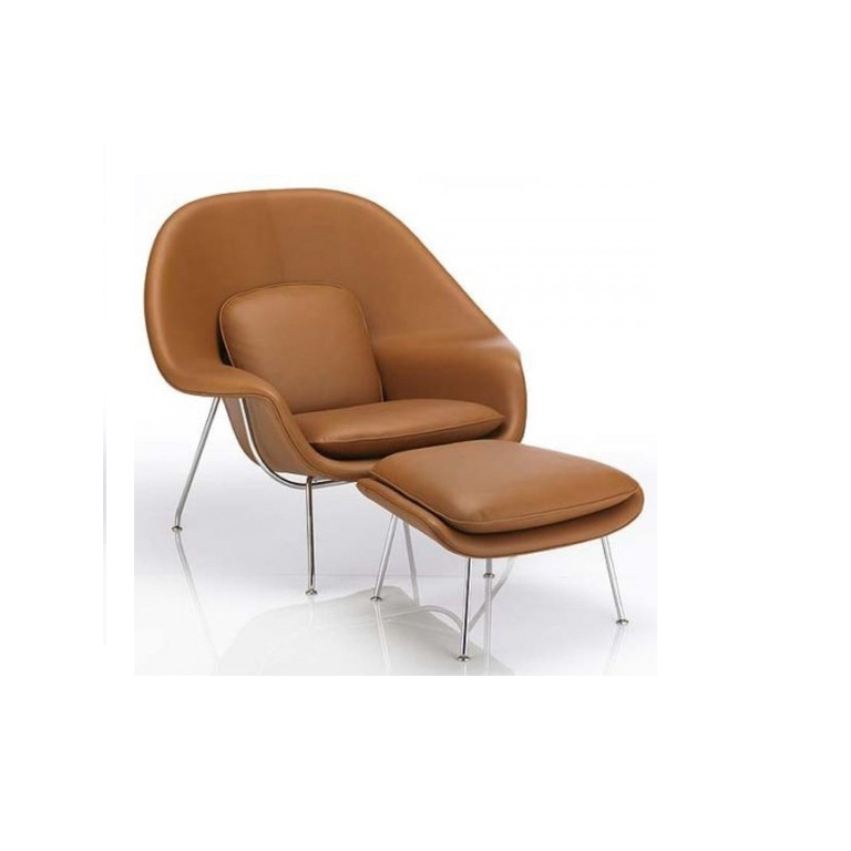 Conjunto Poltrona e Puff Saarinen Womb em Couro Natural Caramelo - Dourado