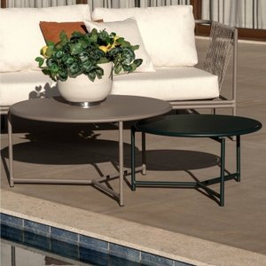 Conjunto Jardim e Varanda 1 Mesa Centro Baixa 1 Mesa Centro Alta Refúgio Cabecasa Madeiramadeira