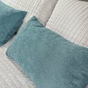 Ver imagem 2 de Kit 2 Capas Almofada Baguete Bouclé 50x30 – Zíper Invisível, Texturizado