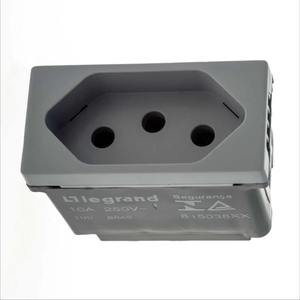 Tomada 2p T 10a 250v B.automatica 1m Cinza 615038cz Pial Plus +