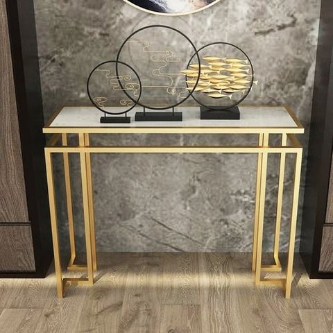 Aparador Base Dourada com Tampa em Laca