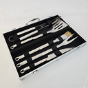 Ver imagem 3 de Kit Churrasco Aço Inox - 5 Peças - Maleta em Alumínio