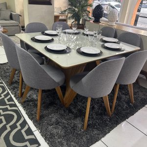 Sala de Jantar Mesa Quadrada Sanches 723 com 8 Cadeiras Dilly Giratórias