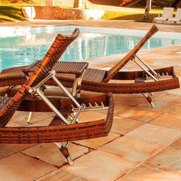 2 Espreguiçadeiras Bona e Mesa em Alumínio para Piscina, Jardim Trama Original - 6