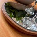 Ver imagem 7 de Bandeja Decorativa Orgânica Espelho Lapidado Luxo Lateral Couro - Freijó