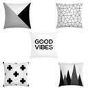 Ver imagem 1 de Kit 5 Capas de Almofadas Cinza Preto e Branco 45x45