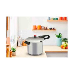 Panela de Pressão 7,6 L Rochedo com Fechamento Externo Alumínio Antiaderente Clássico e Tampa Polida - 8 Panela de Pressão 7,6 L Rochedo com Fechamento Externo Alumínio Antiaderente Clássico e Tampa Polida - 8