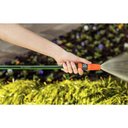Ver imagem 3 de Mangueira Flex para Jardim Tramontina Verde com Faixa Preta em Pvc 4 Camadas 10 M com Engate