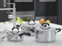 Ver imagem 3 de Caçarola Tramontina Duo Silicone Funda em Aço Inox Fundo Triplo com Tampa e Alças em Silicone 16 cm