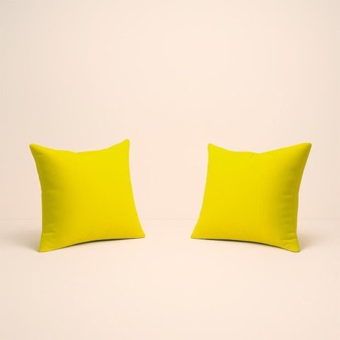 Kit 2 Almofada 42cm Decorativa Suede Fofinha Sofá e Cadeira Amarelo
