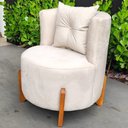 Ver imagem 2 de Kit Poltrona e Puff Luna Decorativa Curvo Orgânico Boucle Off White - Montanaris Decor