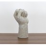 Escultura Mãos Abertas e Punho Erguido Arte Rústica Força - 3